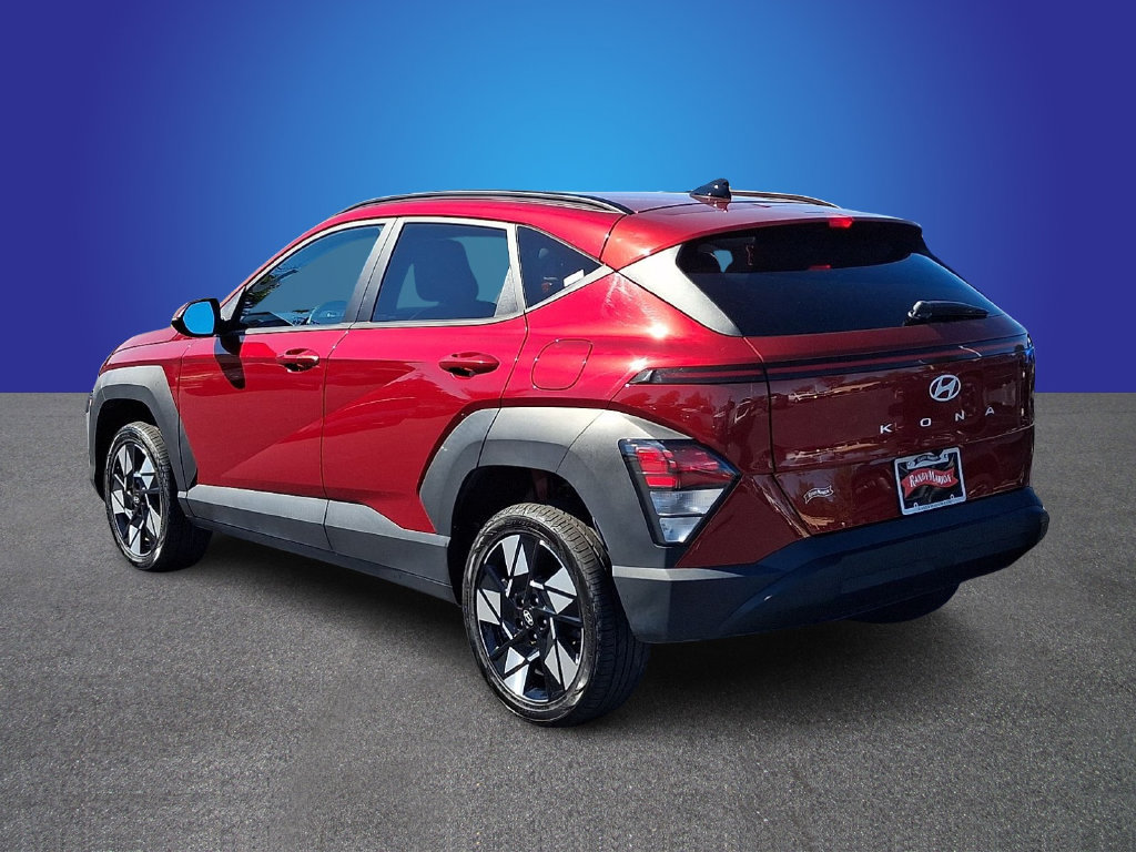 Used 2025 Hyundai Kona SEL AWD/4WD image 6