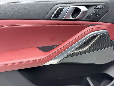 Used 2022 BMW X6 xDrive40i w/ Executive Package image 40