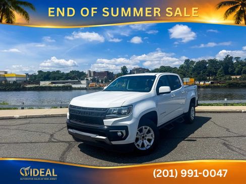 Used 2022 Chevrolet Colorado LT w/ LT Convenience Package AWD/4WD image 2