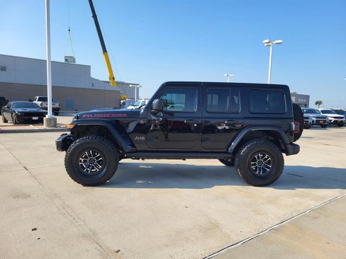 New 2025 Jeep Wrangler Unlimited Rubicon image 2