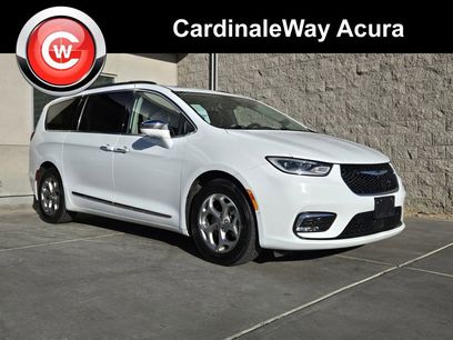 Used 2022 Chrysler Pacifica Limited