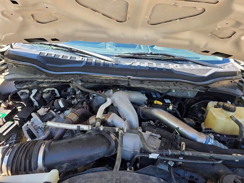 Used 2022 Ford F250 XL w/ Power Equipment Group AWD/4WD image 16