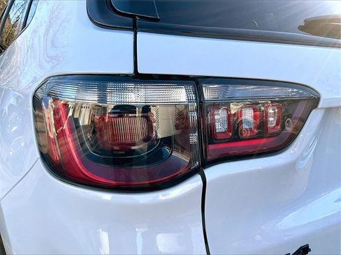 Used 2022 Jeep Compass Altitude image 31