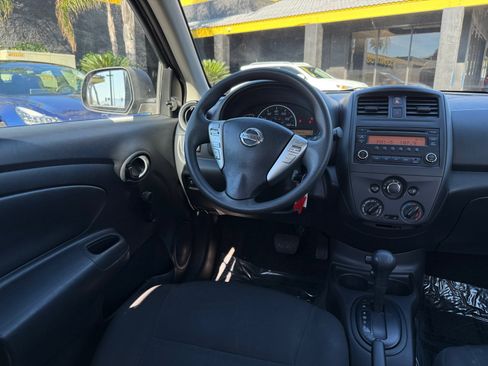 Used 2015 Nissan Versa S Plus image 22