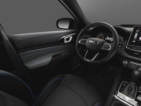 New 2026 Jeep Compass Latitude AWD/4WD image 8