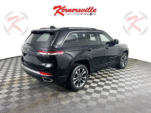 Used 2023 Jeep Grand Cherokee Overland w/ Luxury Tech Group IV image 7