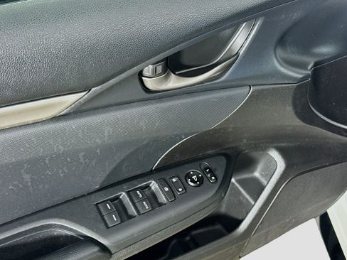 Used 2021 Honda Civic Sport image 24