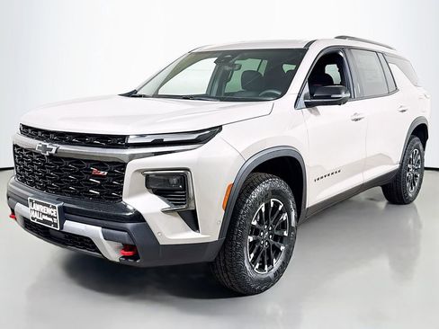 New 2026 Chevrolet Traverse Z71 AWD/4WD image 1