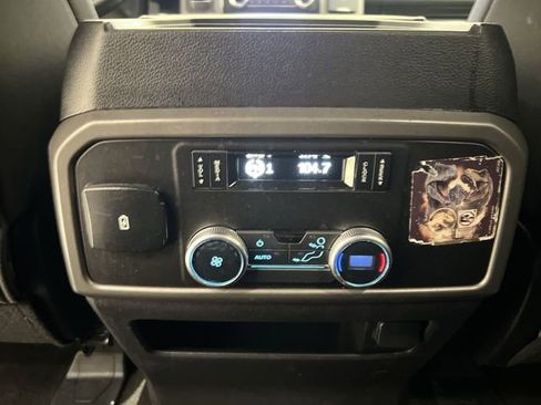 Certified 2019 Ford Expedition XLT RWD image 19