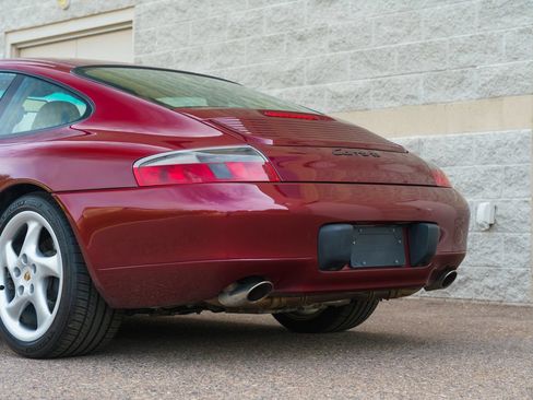 Used 2000 Porsche 911 Carrera image 36