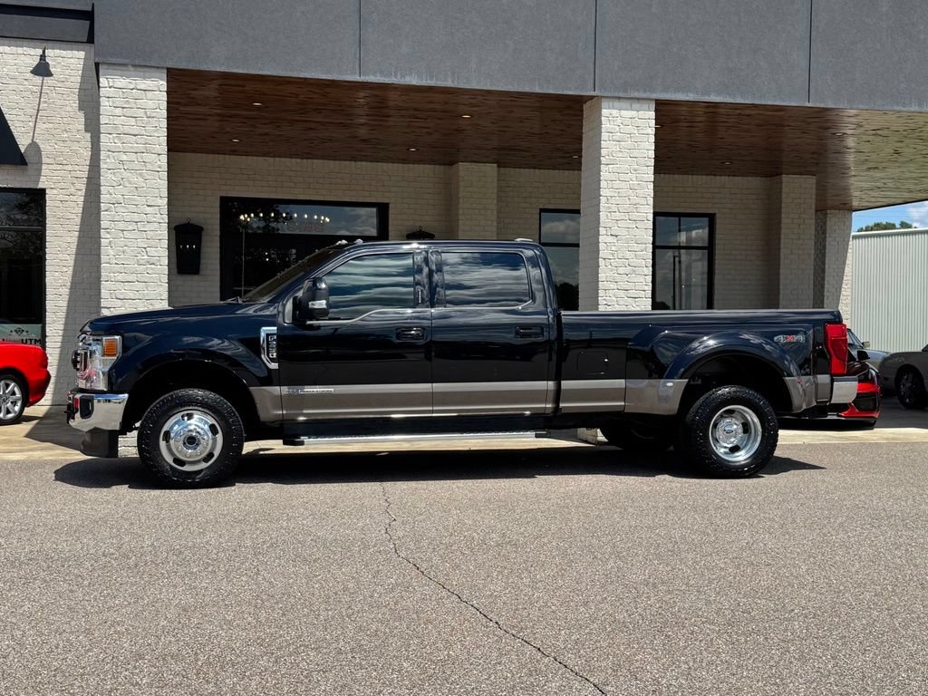 Used 2022 Ford F350 Lariat w/ Lariat Ultimate Package AWD/4WD image 6