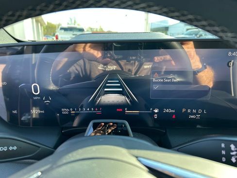 Used 2025 Buick Enclave Avenir w/ Super Cruise Package AWD/4WD image 16