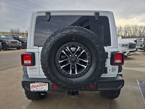 New 2026 Jeep Wrangler Unlimited Sport AWD/4WD image 9