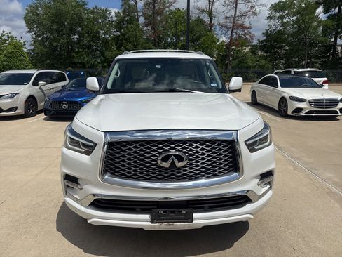 Used 2019 INFINITI QX80 Luxe w/ 22" Wheel Package image 2