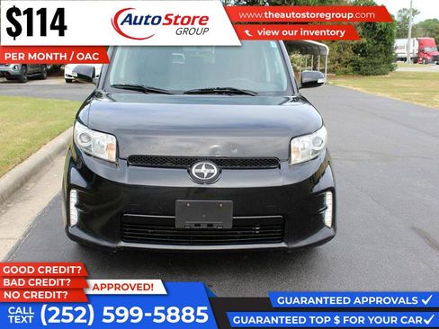 Used 2014 Scion xB image 3