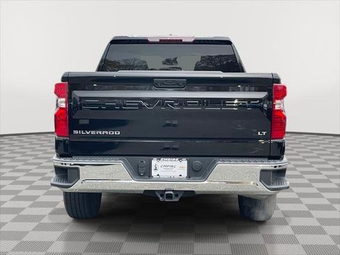 Used 2022 Chevrolet Silverado 1500 LT image 6