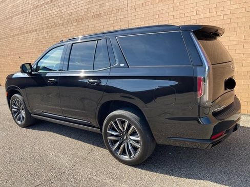 Used 2023 Cadillac Escalade Sport w/ Touring Package AWD/4WD image 4