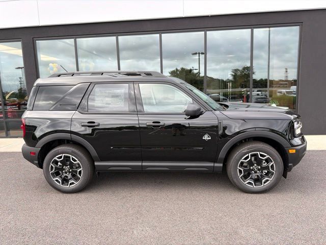 New 2026 Ford Bronco Sport Outer Banks AWD/4WD image 2