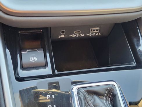 Certified 2025 Subaru Outback Onyx Edition image 27