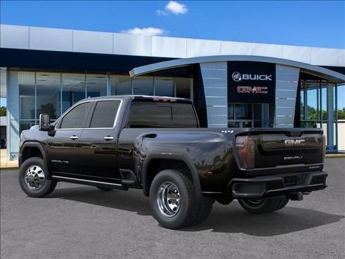 New 2026 GMC Sierra 3500 Denali Ultimate AWD/4WD image 3
