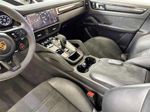 Used 2023 Porsche Cayenne Turbo GT AWD/4WD image 24