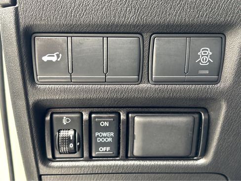 Used 2019 Nissan Armada SV w/ Driver Package image 12