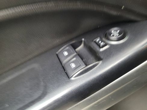 Used 2017 Chevrolet Colorado LT RWD image 27
