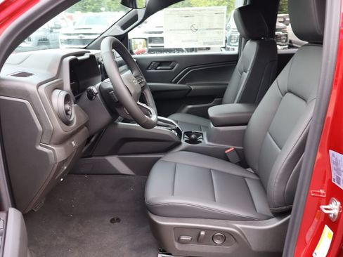 New 2026 Chevrolet Colorado Trail Boss AWD/4WD image 5