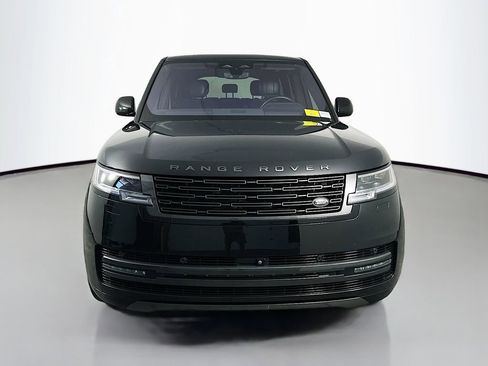Used 2023 Land Rover Range Rover SE AWD/4WD image 2