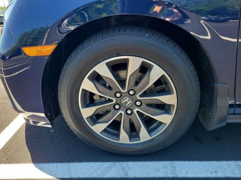 Used 2023 Honda Odyssey EX-L image 17