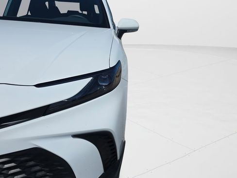 Certified 2025 Toyota Camry SE FWD image 25