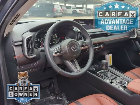 Certified 2025 MAZDA CX-50 Meridian Edition w/ Weather Package AWD/4WD image 4