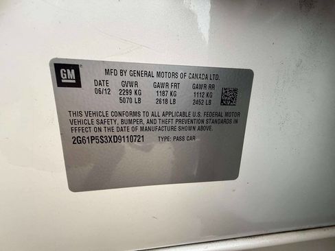 Used 2013 Cadillac XTS Luxury w/ Driver Awareness Package image 23