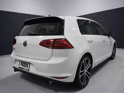 Used 2017 Volkswagen GTI Sport image 8