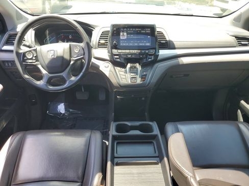 Used 2018 Honda Odyssey Touring image 17