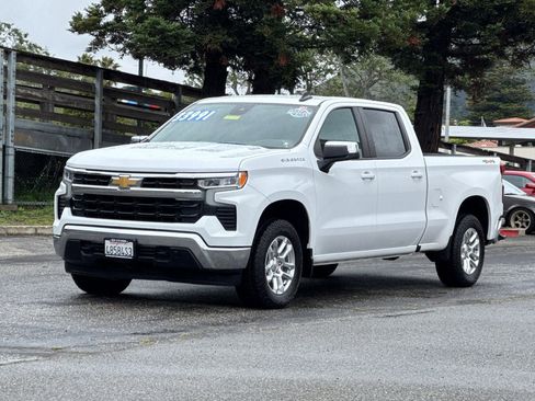 Used 2023 Chevrolet Silverado 1500 LT w/ Protection Package AWD/4WD image 9