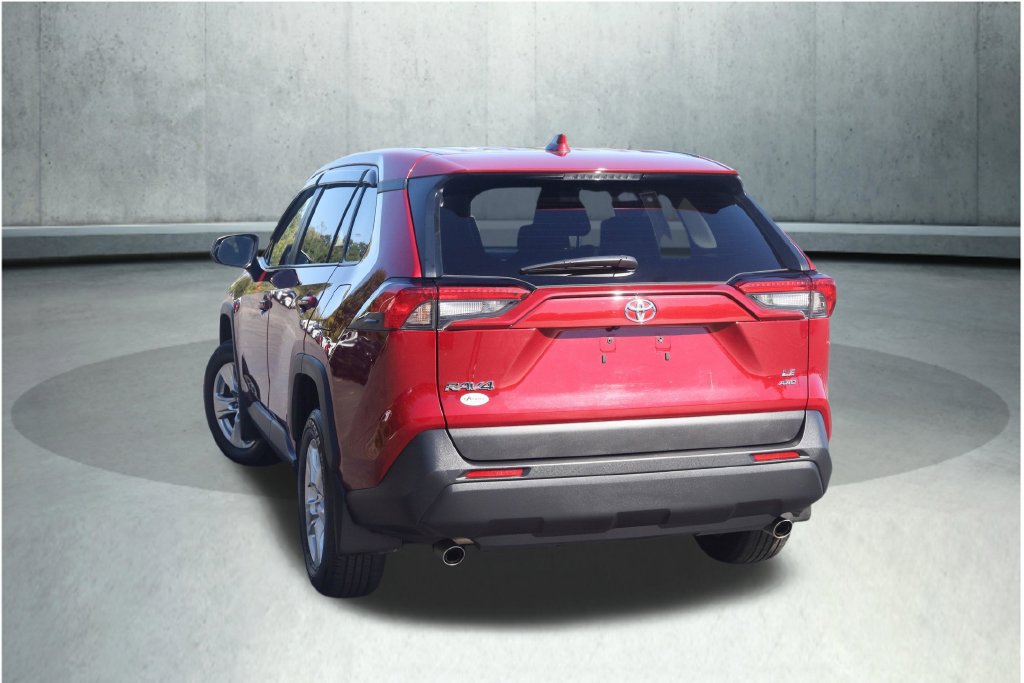 Used 2024 Toyota RAV4 LE AWD/4WD image 22