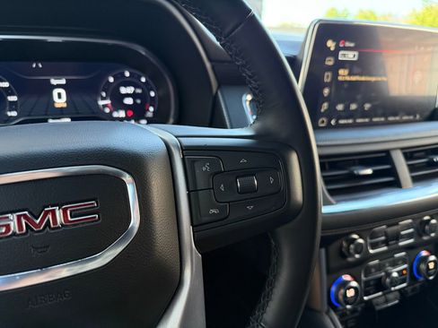 Used 2023 GMC Yukon SLT AWD/4WD image 51