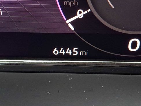 Used 2025 Volkswagen Atlas Peak Edition SE image 17