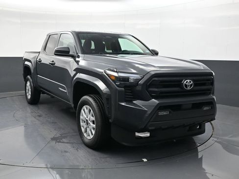 Used 2024 Toyota Tacoma SR5 image 1