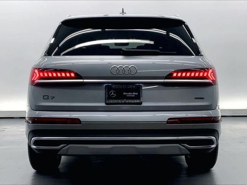 Used 2023 Audi Q7 2.0T Premium Plus w/ Premium Plus Package AWD/4WD image 3