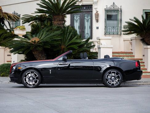Used 2019 Rolls-Royce Dawn image 7