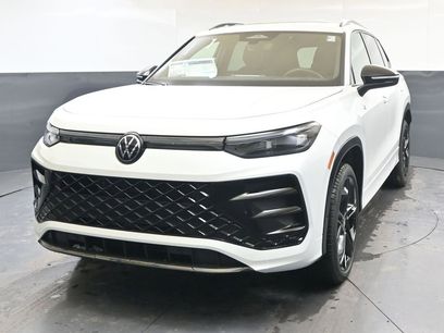 New 2026 Volkswagen Tiguan SE R-Line