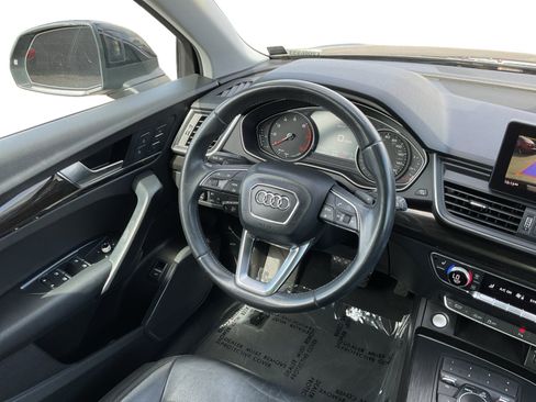 Used 2020 Audi Q5 2.0T Premium w/ Convenience Package AWD/4WD image 11