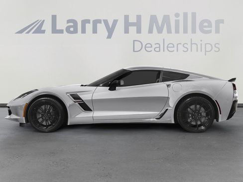 Used 2017 Chevrolet Corvette Grand Sport image 3