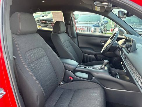 Used 2024 Honda HR-V Sport image 15
