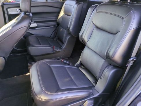 Used 2023 Ford Explorer Limited w/ Equipment Group 301A image 22