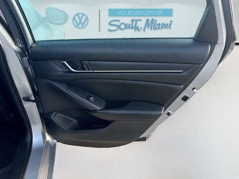 Used 2019 Honda Accord Sport image 29