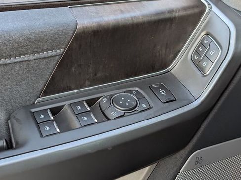 New 2026 Ford F250 Lariat w/ Black Appearance Package image 59