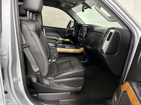 Used 2018 Chevrolet Silverado 1500 LTZ w/ LTZ Plus Package image 28